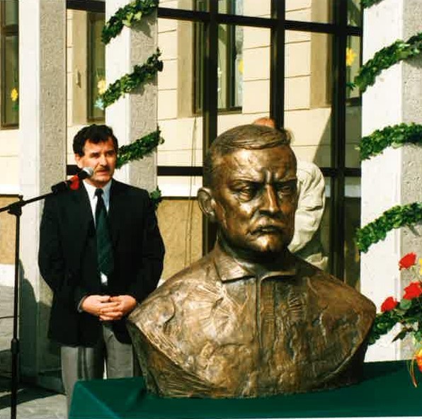 andrej logar za mv